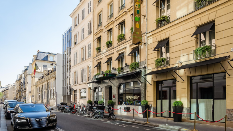 Façade de l'Hôtel du Ministère Paris 8